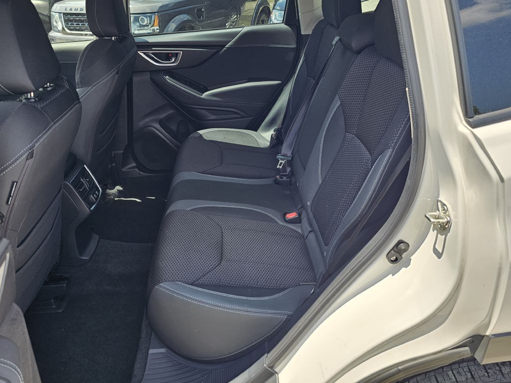 2022 Subaru Forester Image 18