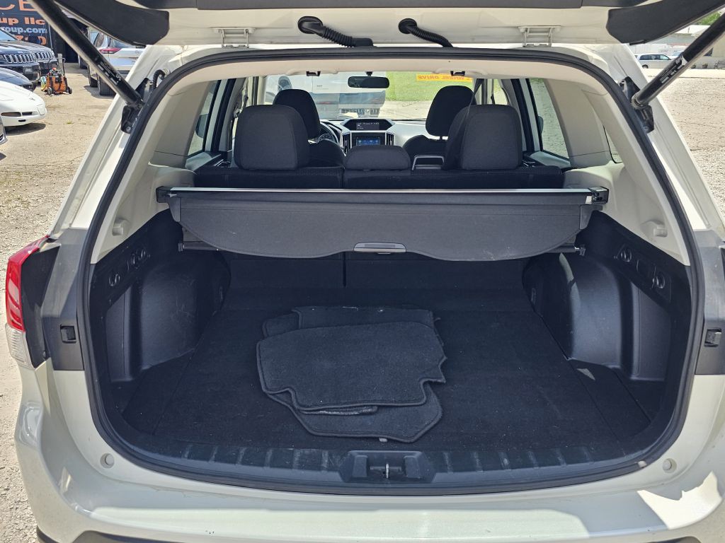 2022 Subaru Forester Image 38