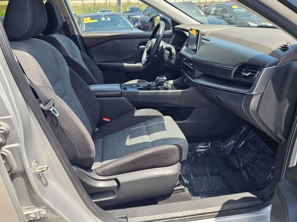 2023 Nissan Rogue Image 19
