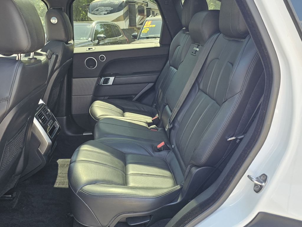 2016 Land Rover Range Rover Sport Image 16