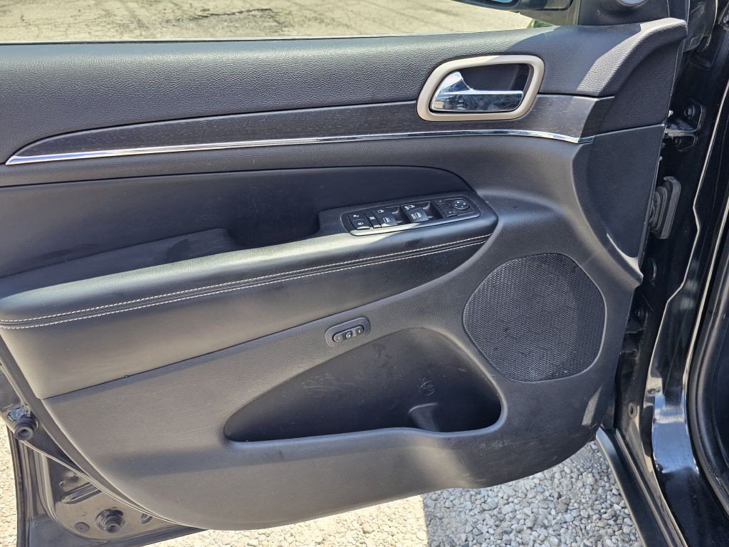 2016 Jeep Grand Cherokee Image 17