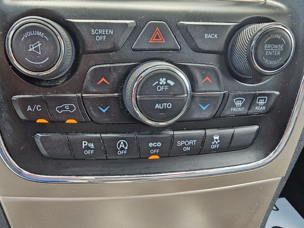 2016 Jeep Grand Cherokee Image 28