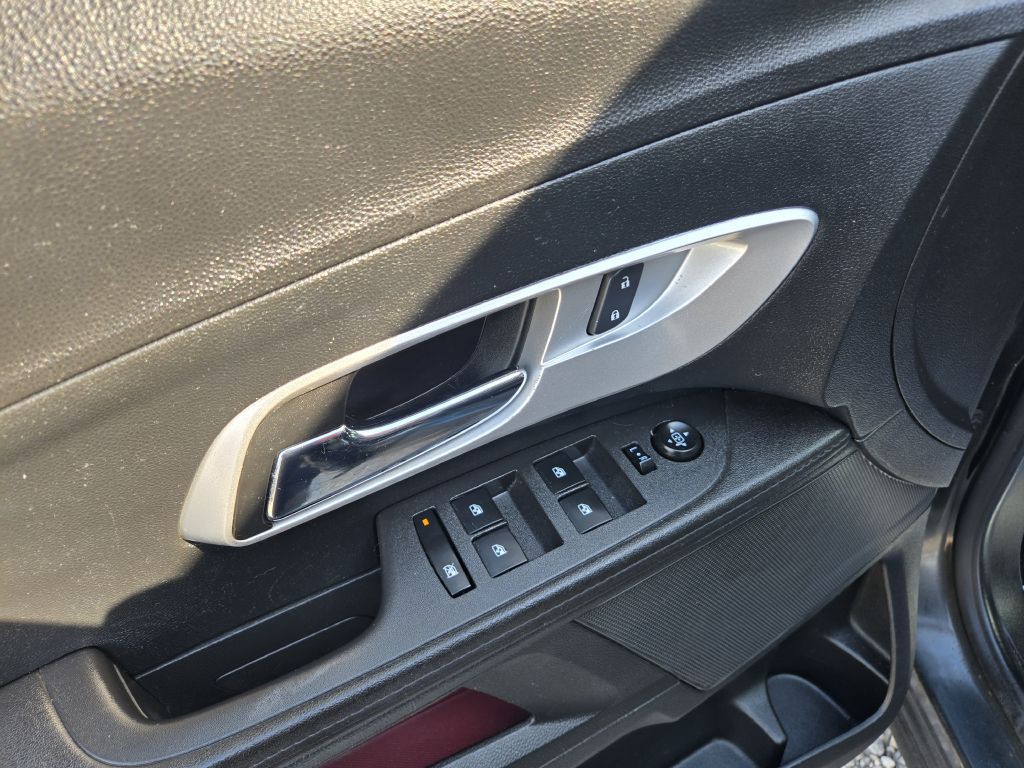 2017 Chevrolet Equinox Image 13
