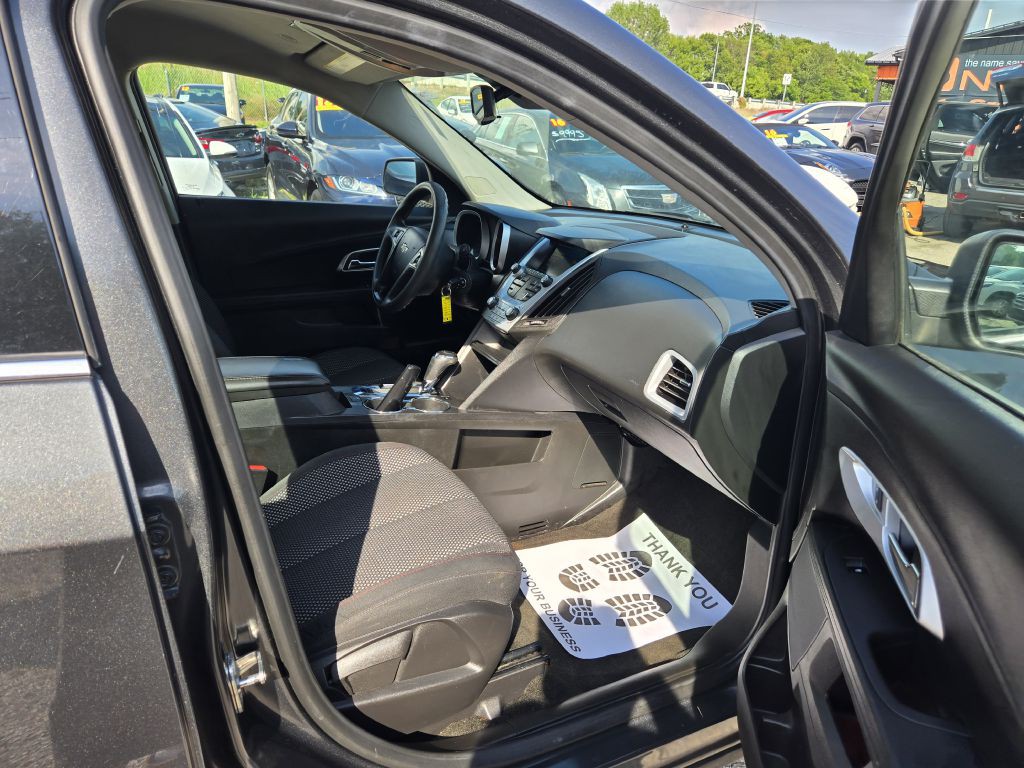 2017 Chevrolet Equinox Image 26