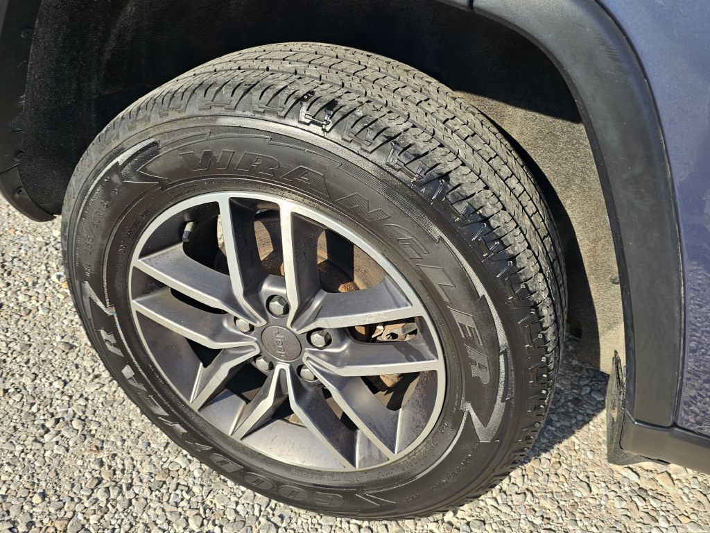 2020 Jeep Grand Cherokee Image 8