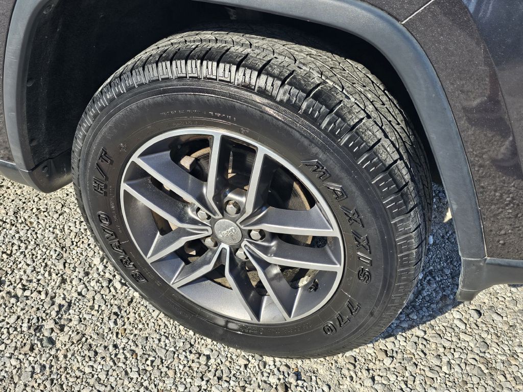 2018 Jeep Grand Cherokee Image 13