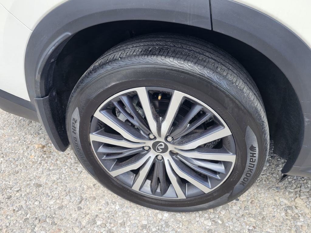2023 INFINITI QX60 Image 9