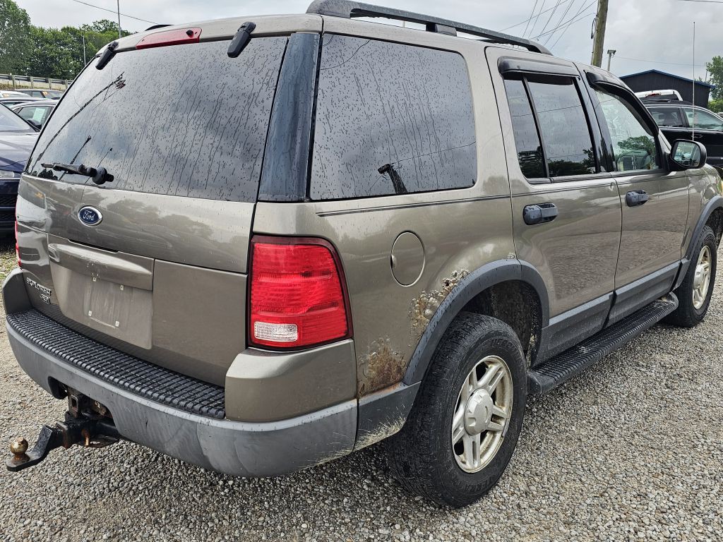 2003 Ford Explorer Image 5