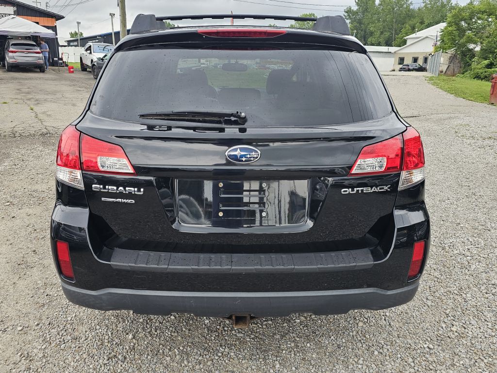 2011 Subaru Outback Image 4