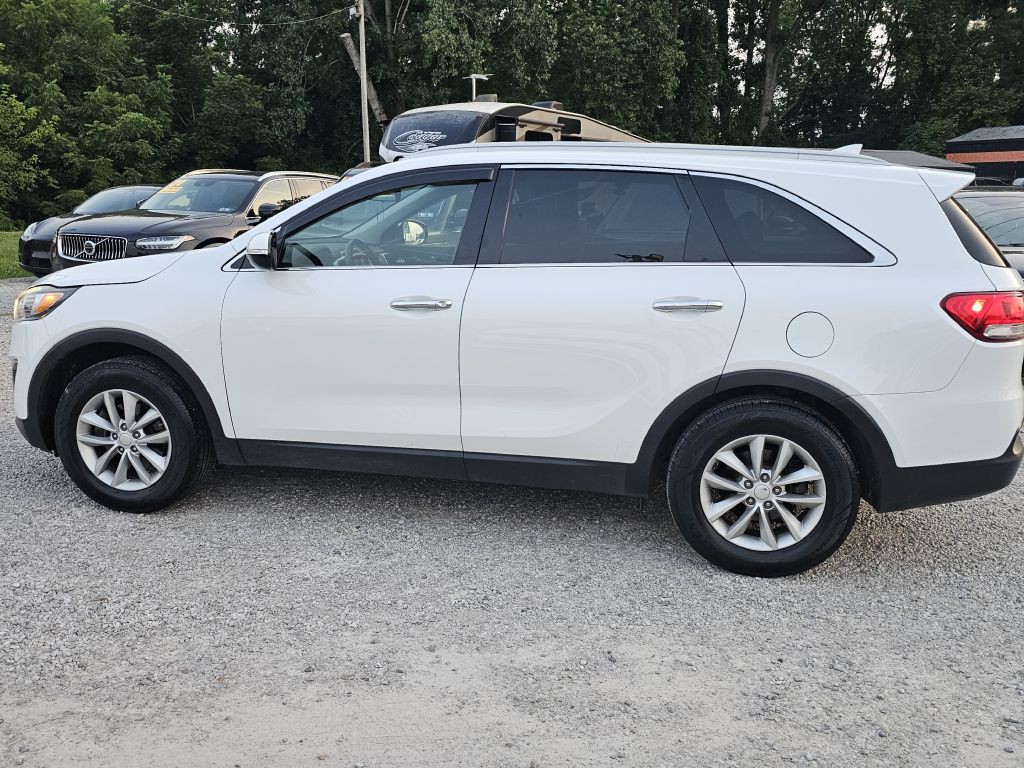 2018 Kia Sorento Image 2