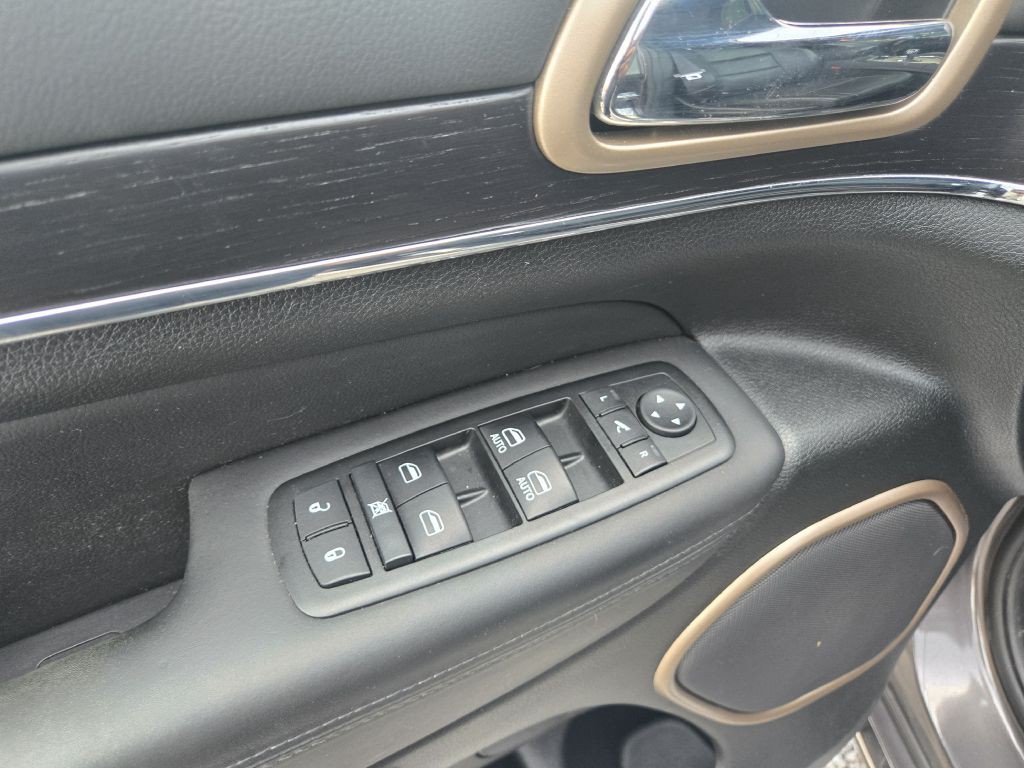2014 Jeep Grand Cherokee Image 15