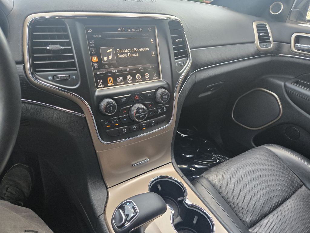 2014 Jeep Grand Cherokee Image 17