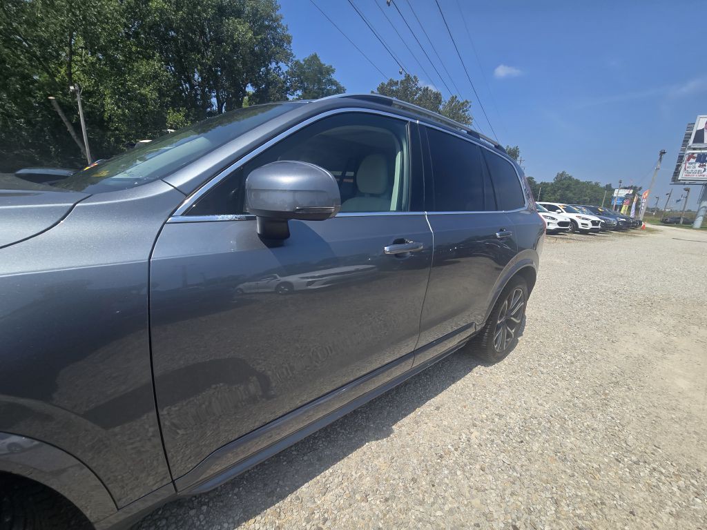2018 Volvo XC90 Image 9