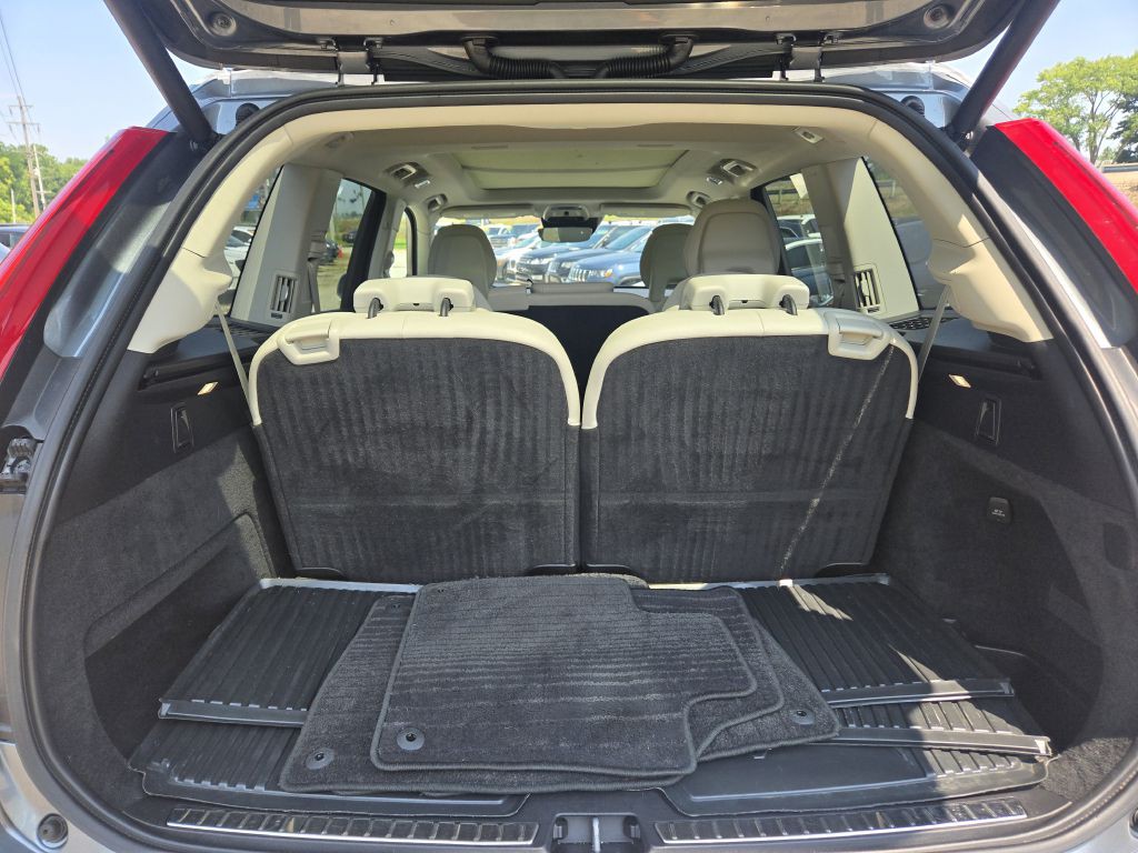 2018 Volvo XC90 Image 36