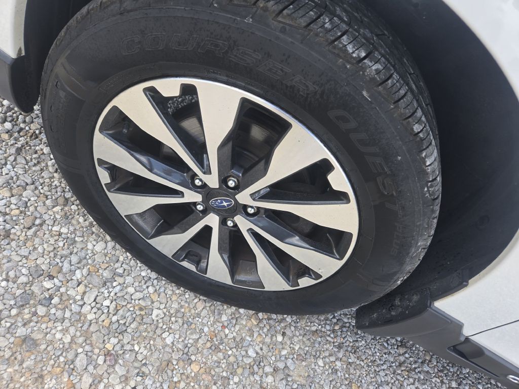 2017 Subaru Outback Image 10