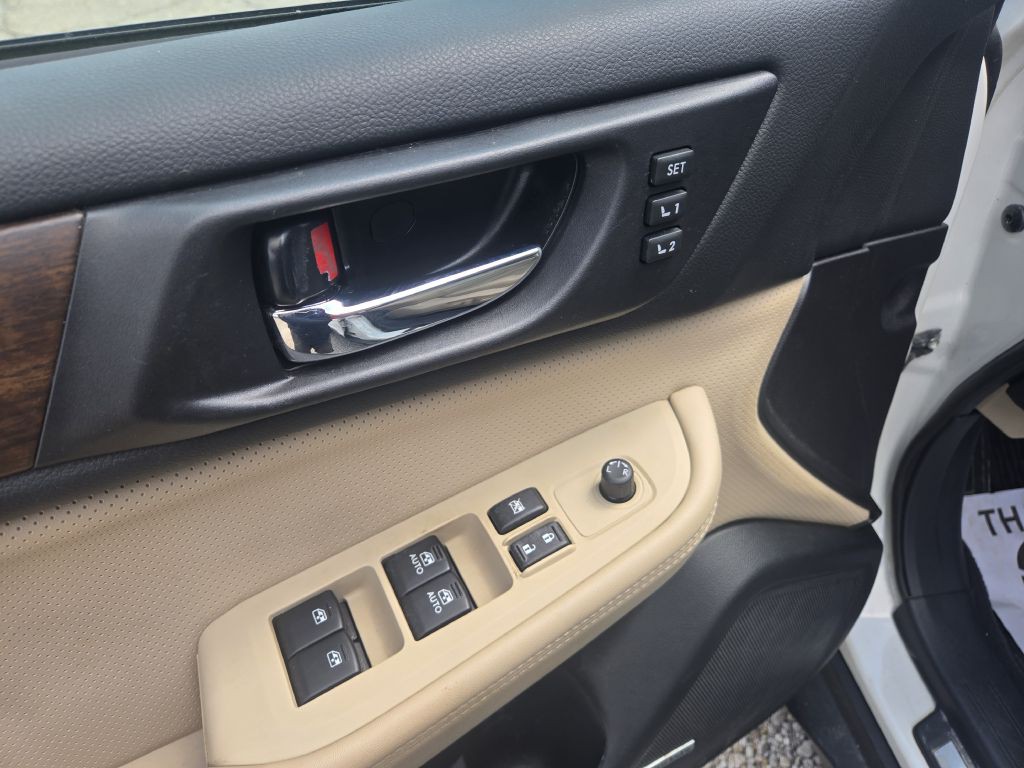 2017 Subaru Outback Image 15