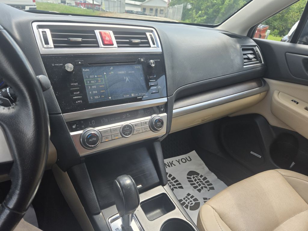 2017 Subaru Outback Image 18