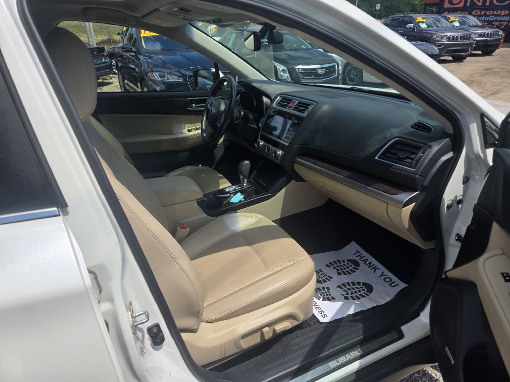 2017 Subaru Outback Image 30