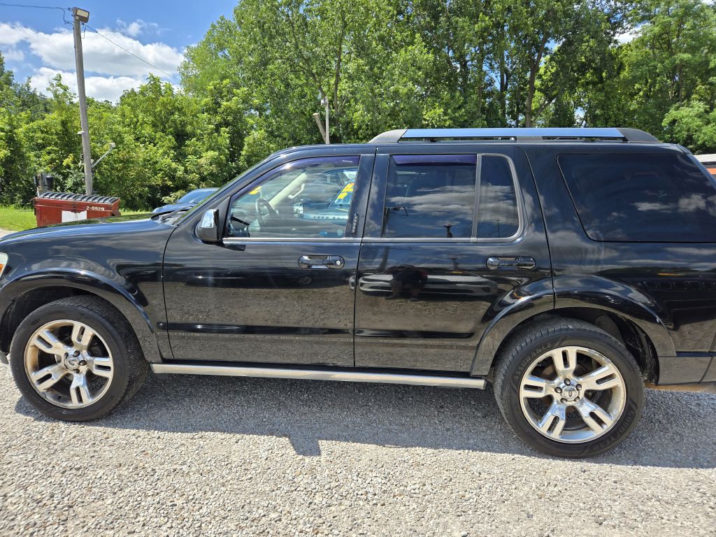 2010 Ford Explorer Image 8