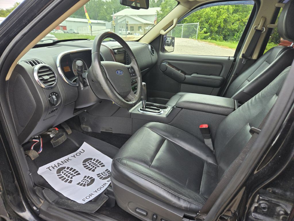 2010 Ford Explorer Image 11