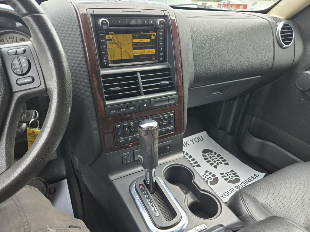 2010 Ford Explorer Image 16