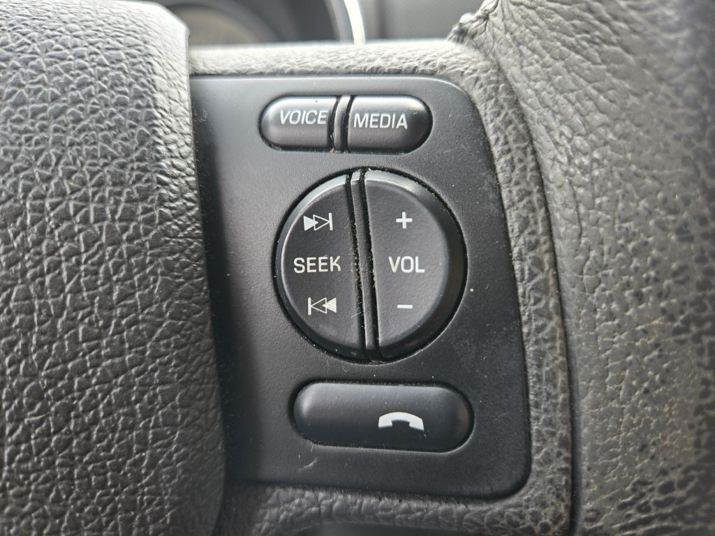 2010 Ford Explorer Image 18