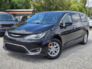 Image for 2017 Chrysler Pacifica Touring Plus ID: 7613341