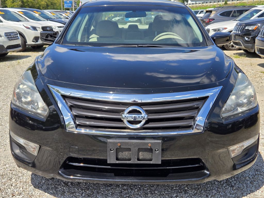 2014 Nissan Altima Image 2
