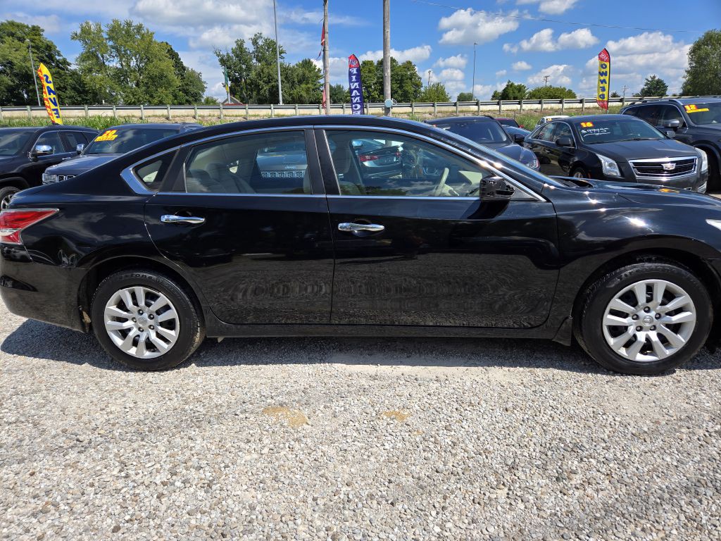 2014 Nissan Altima Image 4