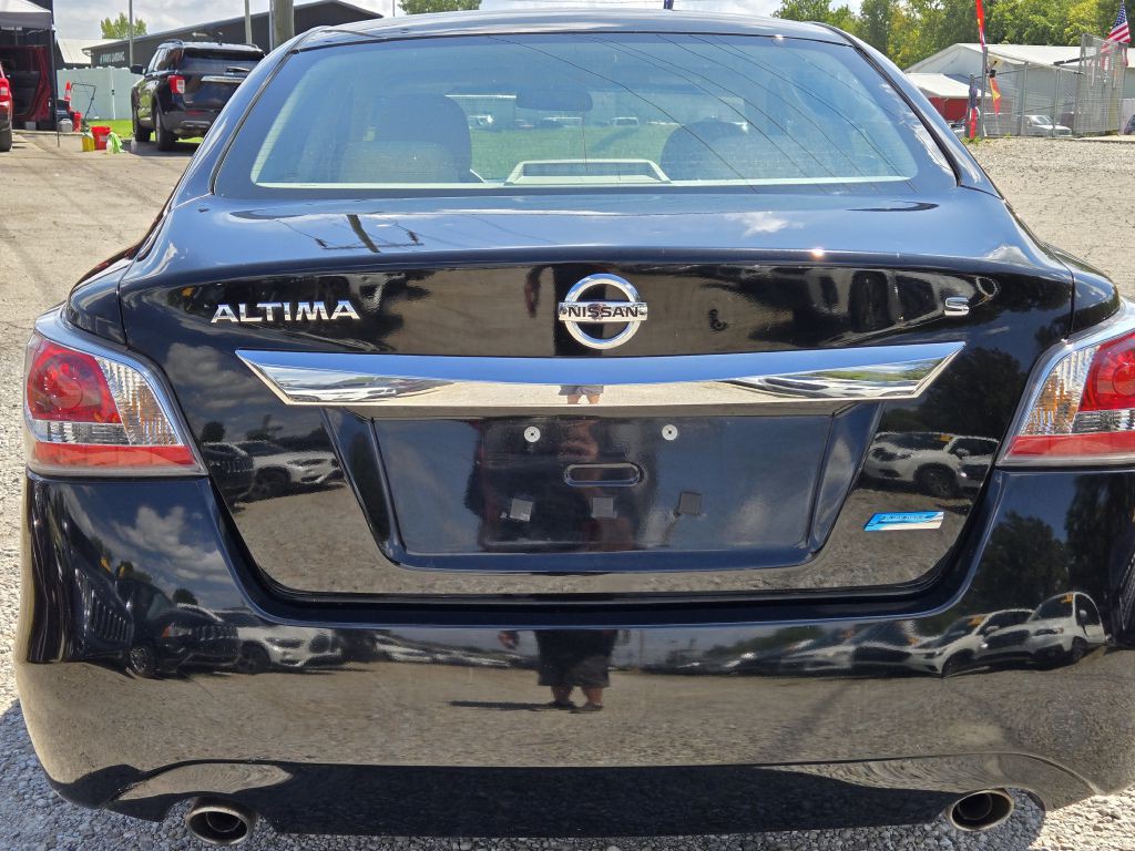 2014 Nissan Altima Image 6