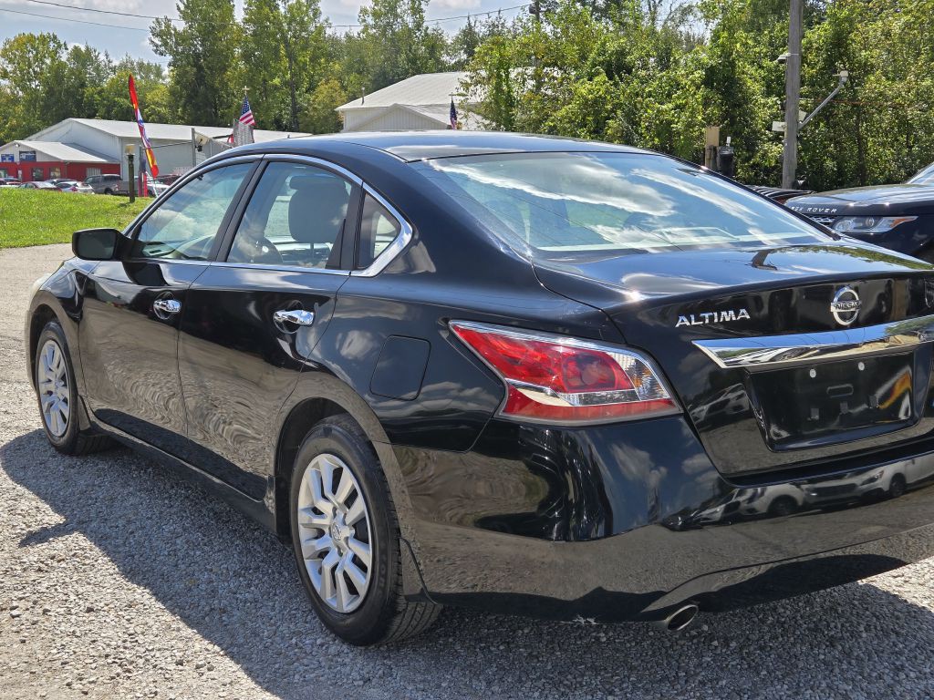2014 Nissan Altima Image 7