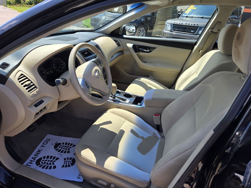 2014 Nissan Altima Image 12