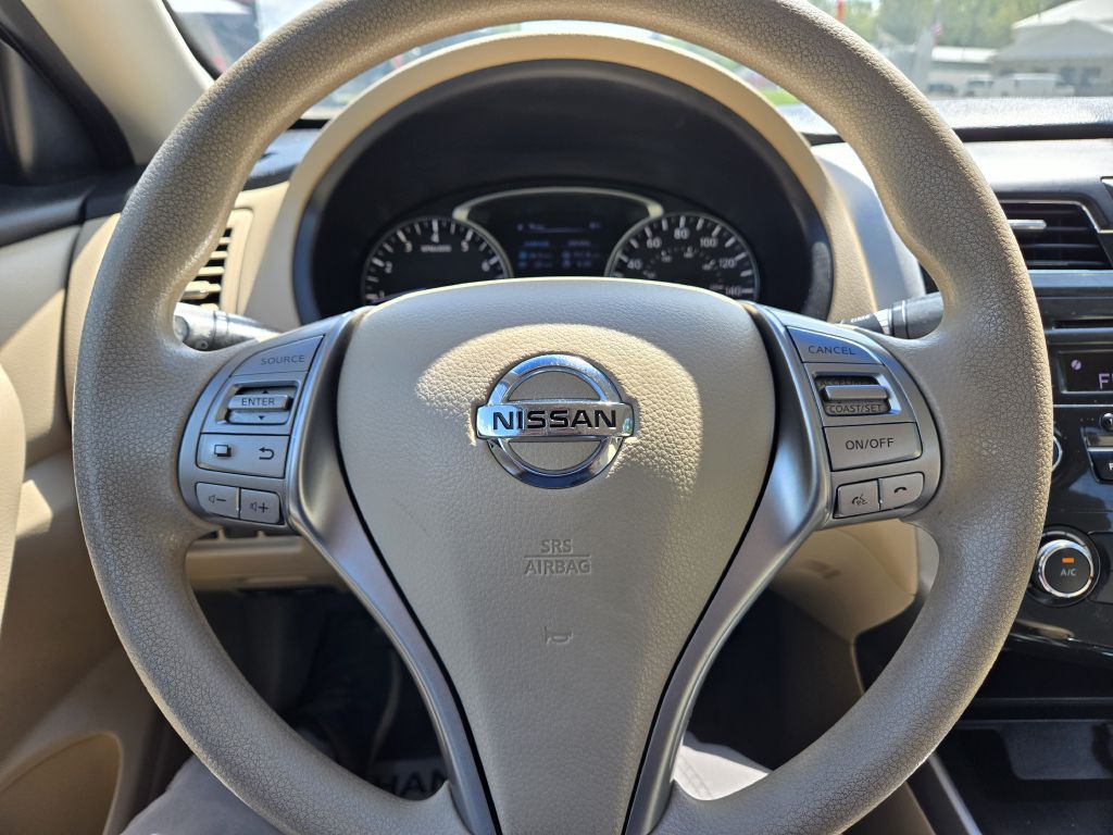 2014 Nissan Altima Image 15