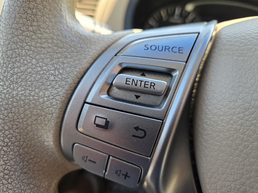 2014 Nissan Altima Image 18