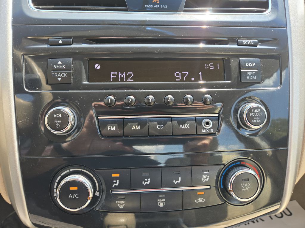 2014 Nissan Altima Image 21