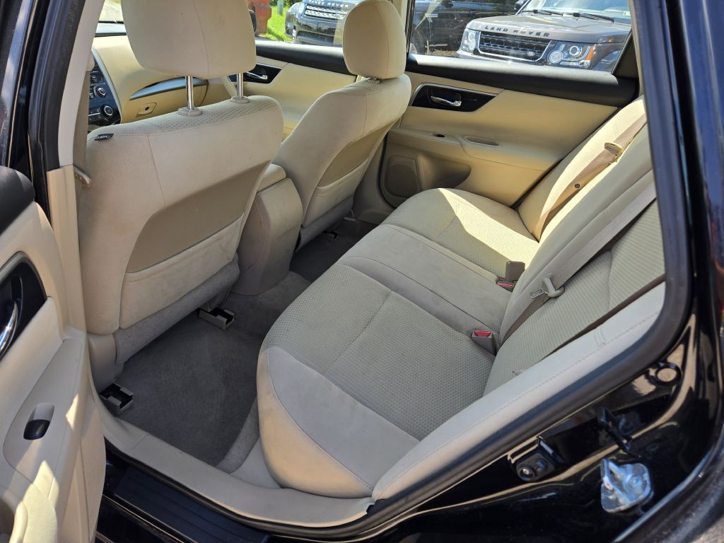 2014 Nissan Altima Image 22