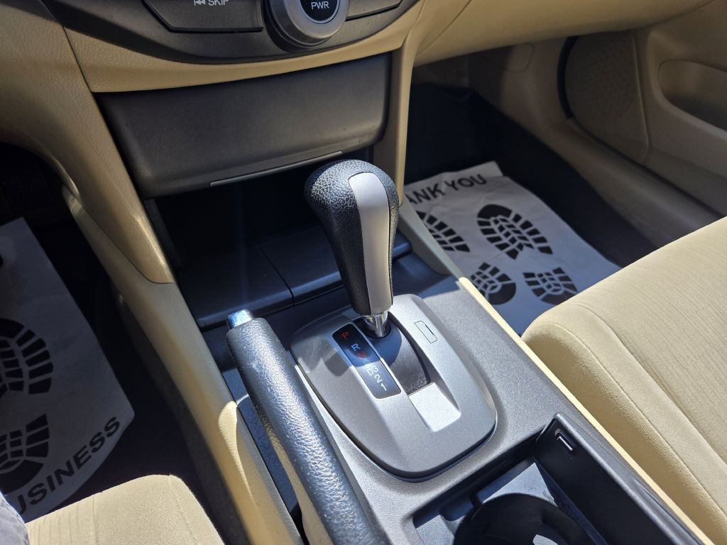 2011 Honda Accord Image 19