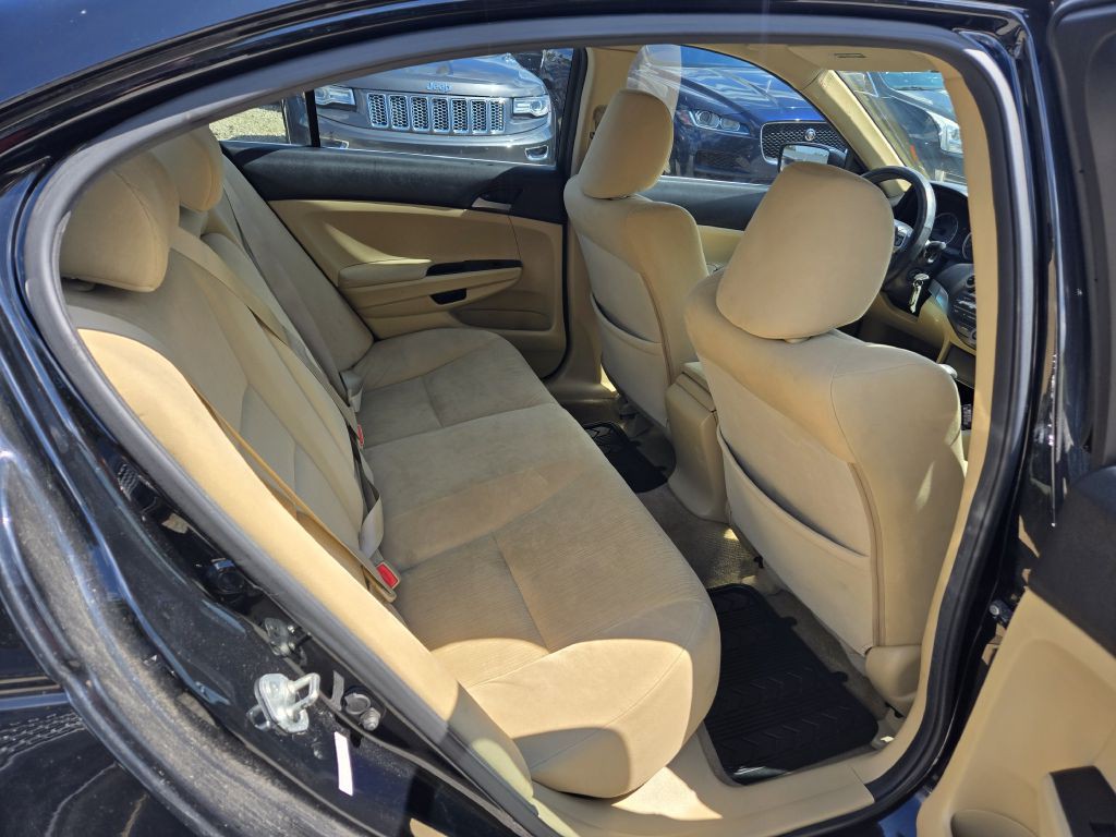 2011 Honda Accord Image 23