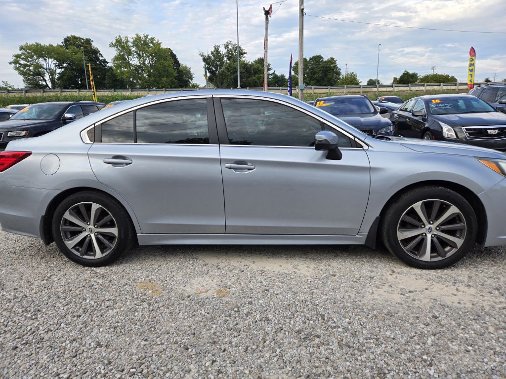 2016 Subaru Legacy Image 4