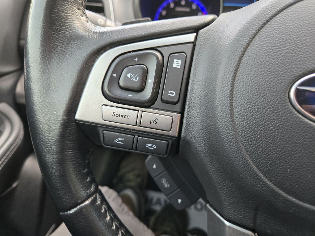 2016 Subaru Legacy Image 17