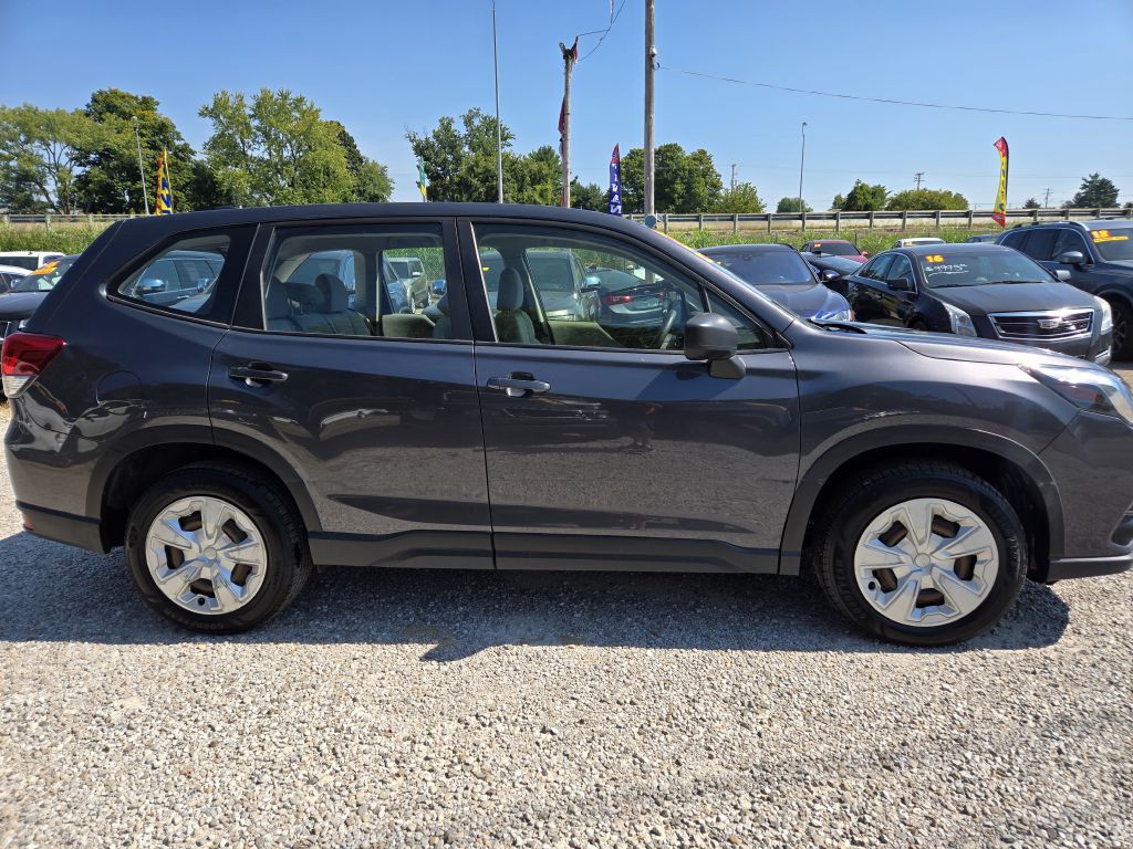 2022 Subaru Forester Image 4