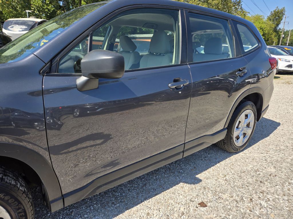2022 Subaru Forester Image 9