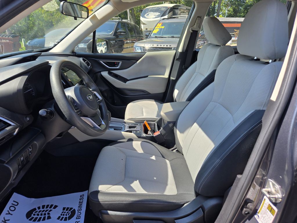 2022 Subaru Forester Image 14
