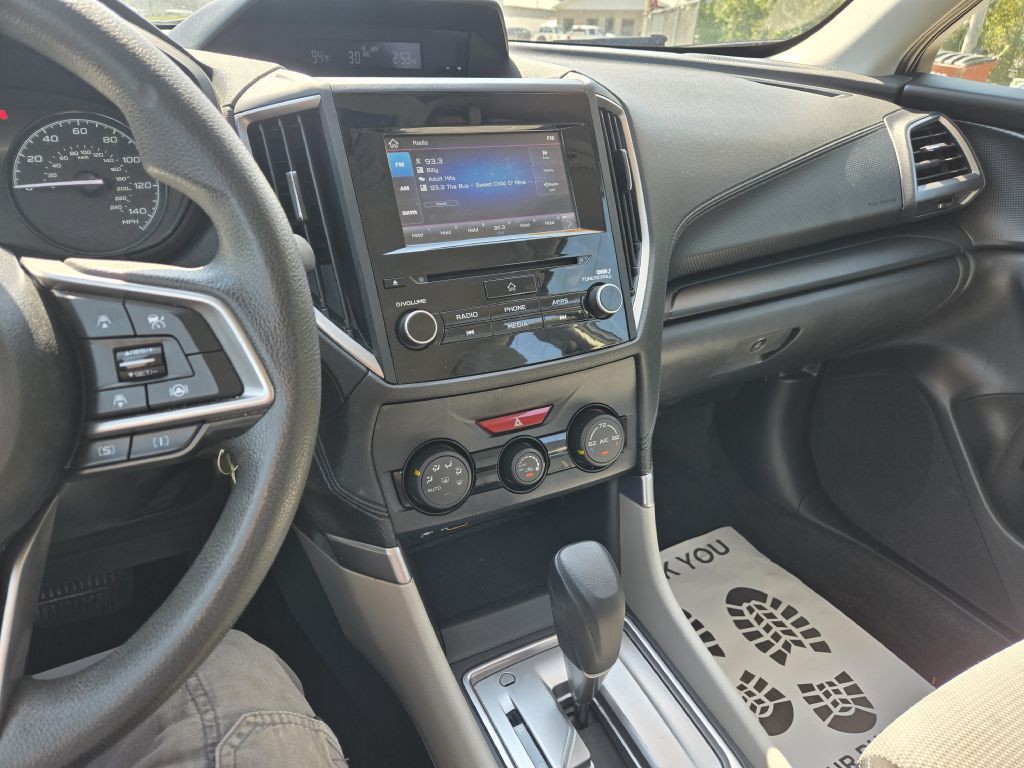 2022 Subaru Forester Image 17