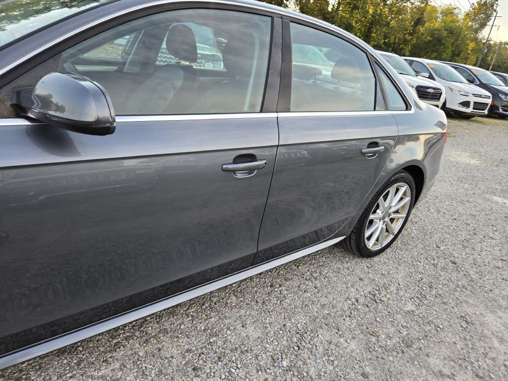2016 Audi A4 Image 9