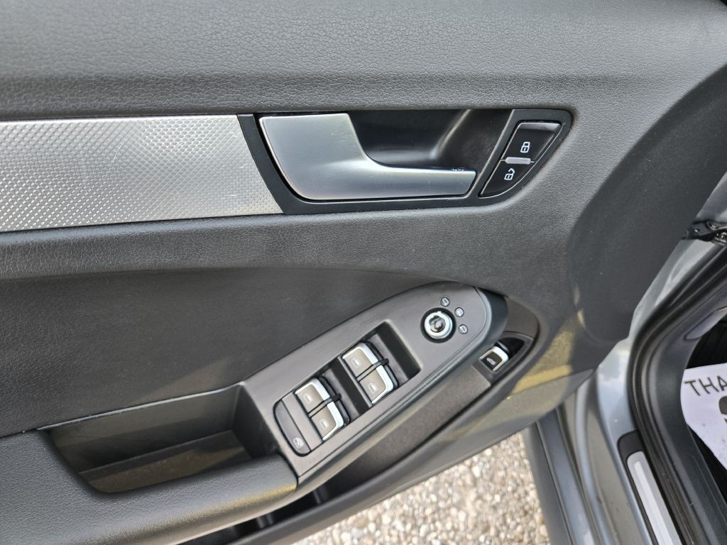 2016 Audi A4 Image 16