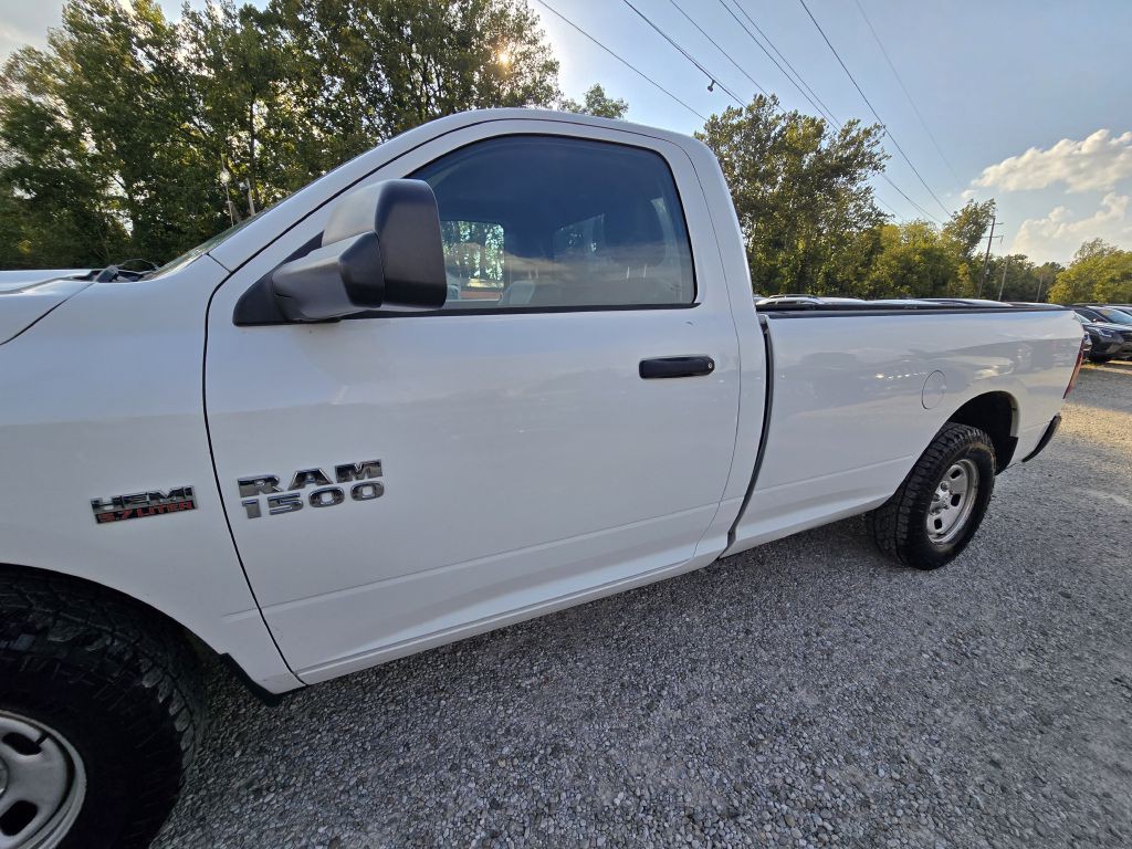 2014 RAM 1500 Image 9