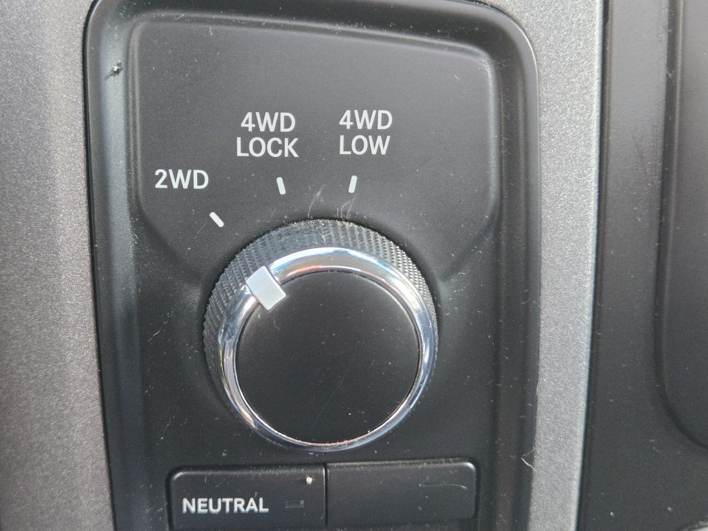 2014 RAM 1500 Image 21