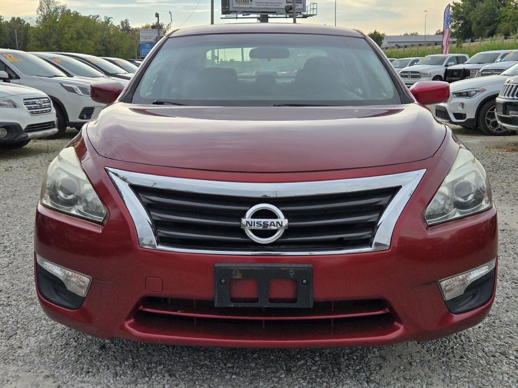 2015 Nissan Altima Image 2