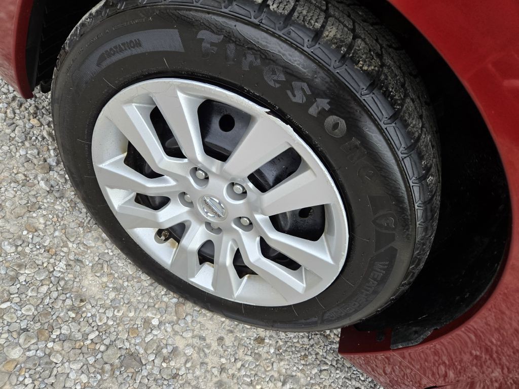2015 Nissan Altima Image 10